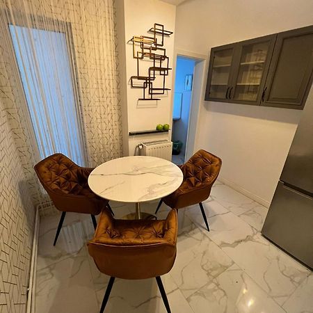 The Artist - Ultracentral Designer Apartment Bucureşti Ngoại thất bức ảnh