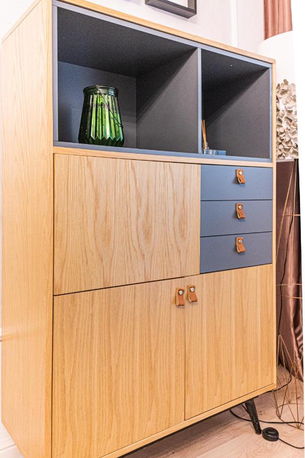 The Artist - Ultracentral Designer Apartment Bucureşti Ngoại thất bức ảnh