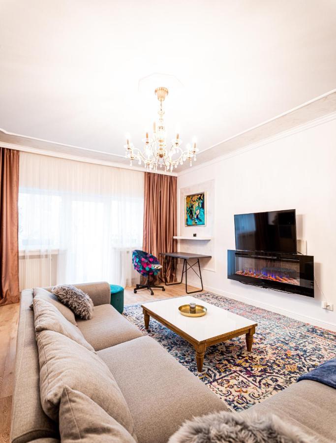 The Artist - Ultracentral Designer Apartment Bucureşti Ngoại thất bức ảnh